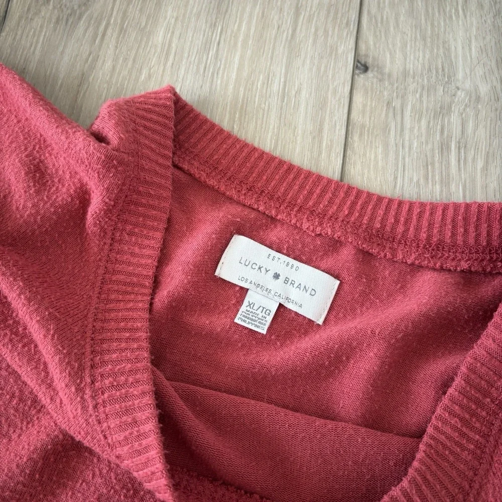 Lucky Brand see photos